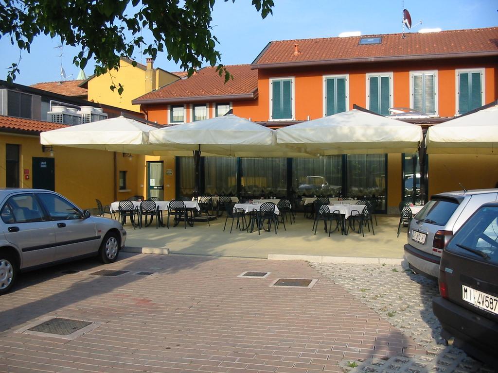 Hotel Ristorante Morus Burago di Molgora المظهر الخارجي الصورة